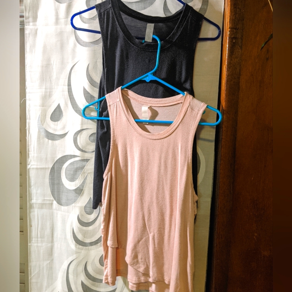 2 Marika active tanks